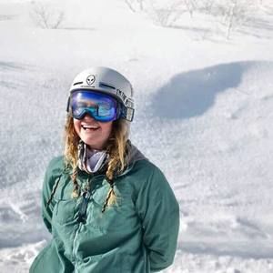 Meet your Posher, Isabella